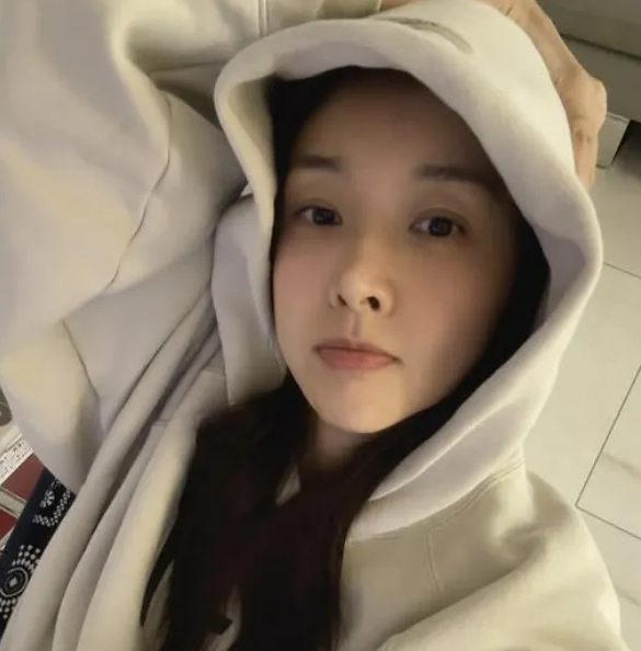 홈클럽 조명과 음향 기기