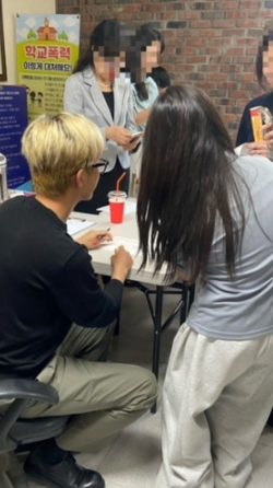 모교 교실 복도 풍경