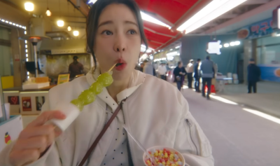 홈쇼핑 중국어 교재 판매 장면