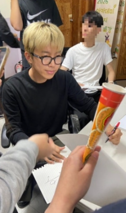 학교 1층 로비 모습