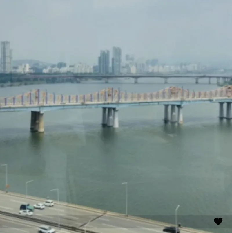 38억 한강뷰 자택 전경